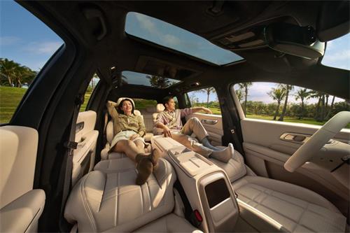 深藍(lán)S09 2.jpg