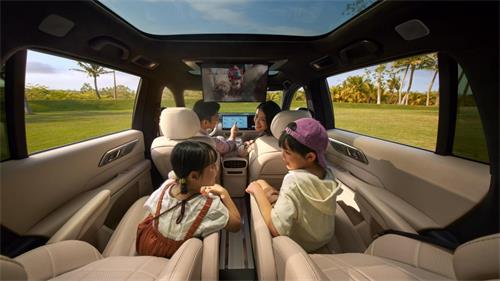 深藍(lán)S09 6.jpg